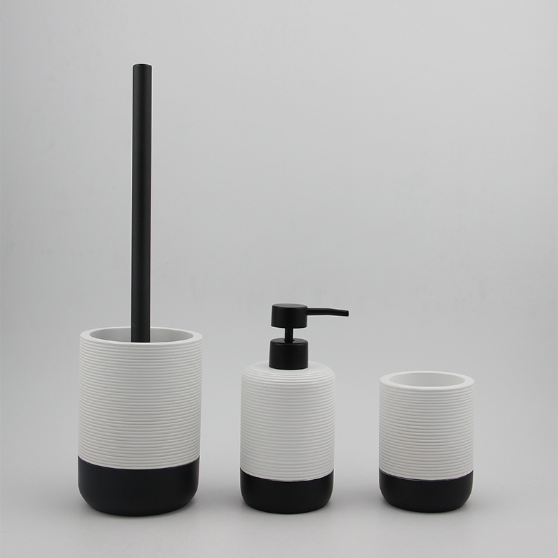 Striped bathroom set