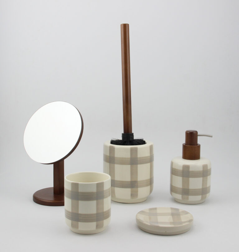 Stripes bathroom set