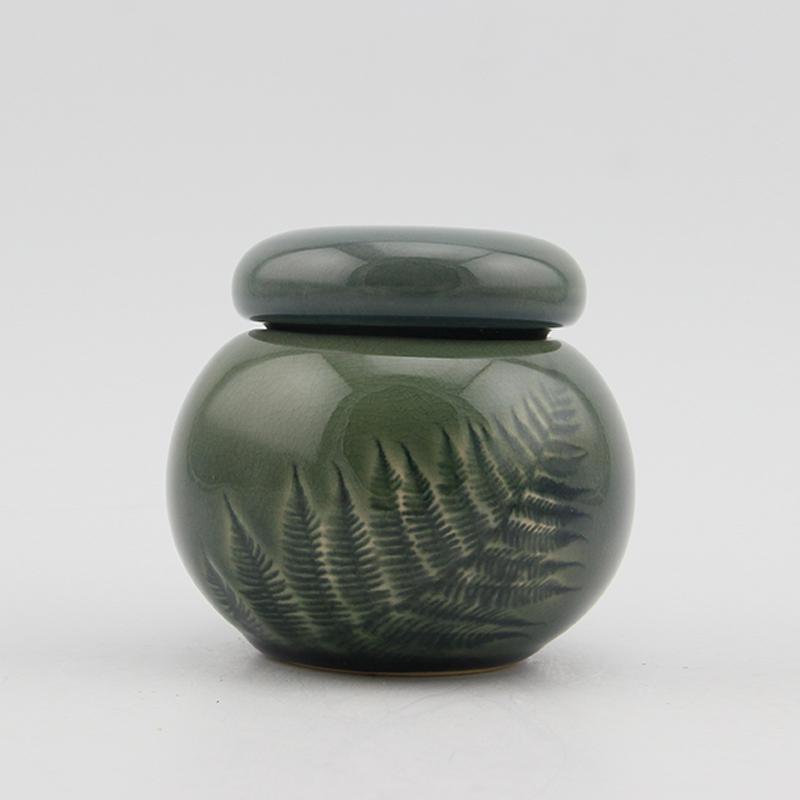 Leaf vein storage jar