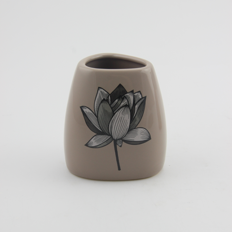 Plant tumbler
