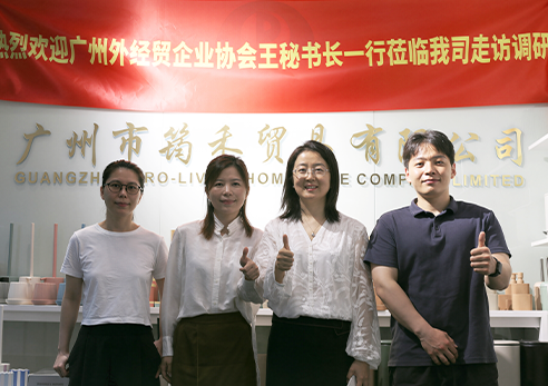 Welcoming the Guangzhou trade association
